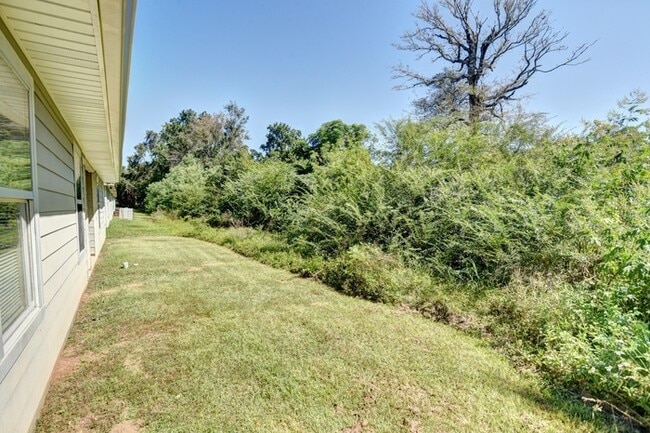 Photo - 2706 6th Ave