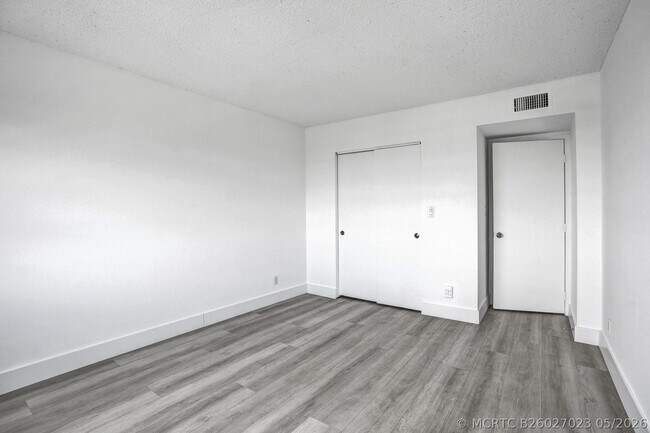 Photo - 900 NE 18th Ave Unit 1004