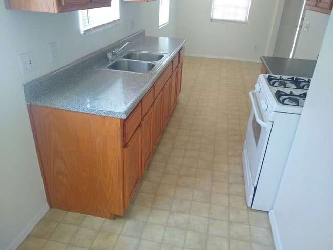 Photo - G03- 626&626.5 OLIVE ST Unit 626.5