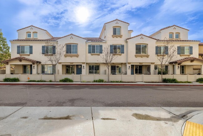 Photo - 1636 Avenida Aviare Townhome