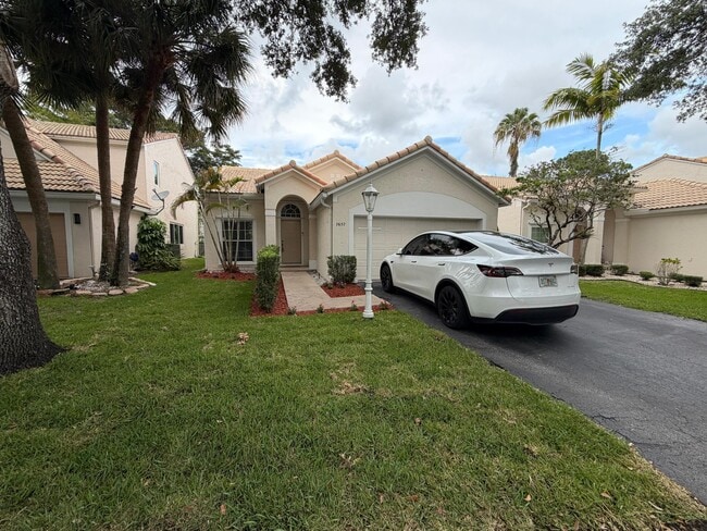 Photo - 7657 Sanctuary Dr