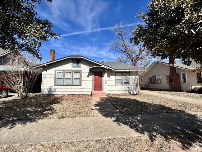 Building Photo - 2122 16th St Rental