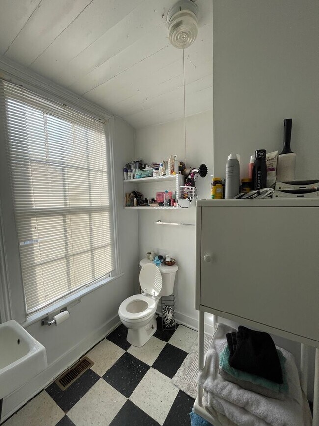 Photo - 224 Barrow St Unit Barrow St 224-1