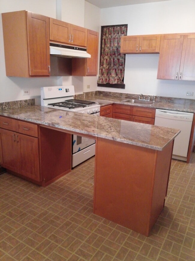 Photo - 3232 S Union Ave Unit 3