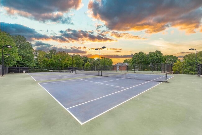 Photo - MAA Tysons Corner