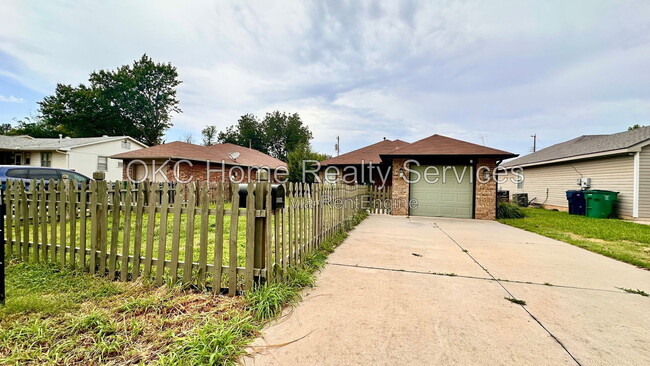 Photo - 1423 NW 98th St