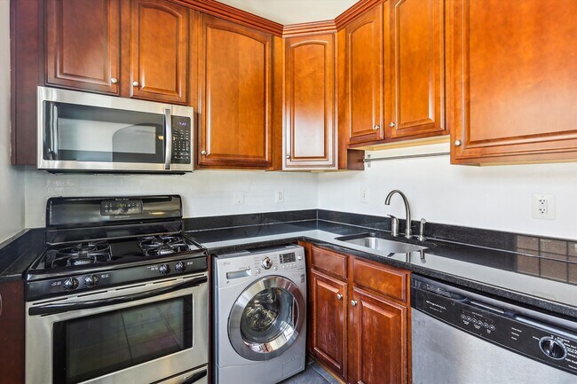 Photo - 3028 Wisconsin Ave NW