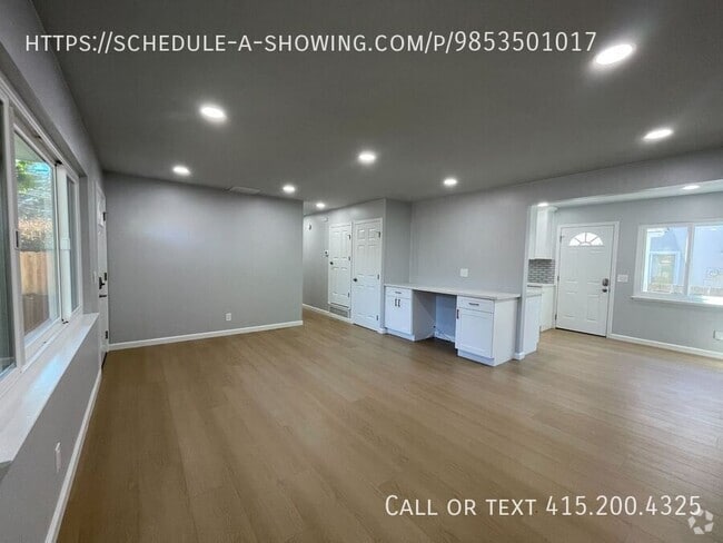 Building Photo - 831 Sinex Ave Unit A Rental