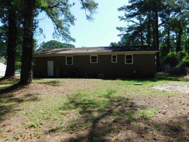 4004 Brandywine Dr
