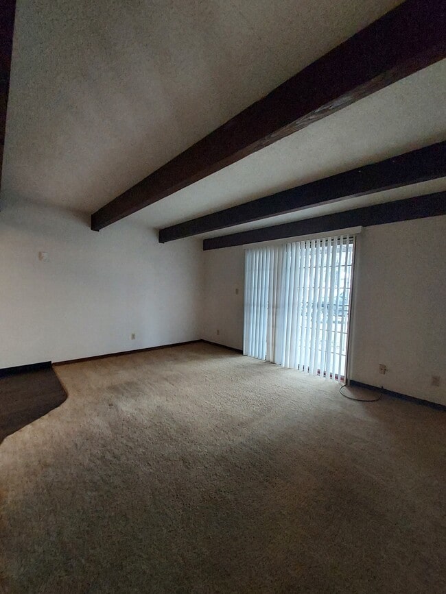 Photo - 187 Buckingham St Unit C