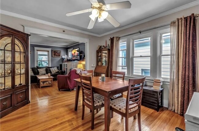 Dining room - 558 Linden Ave Unit 2