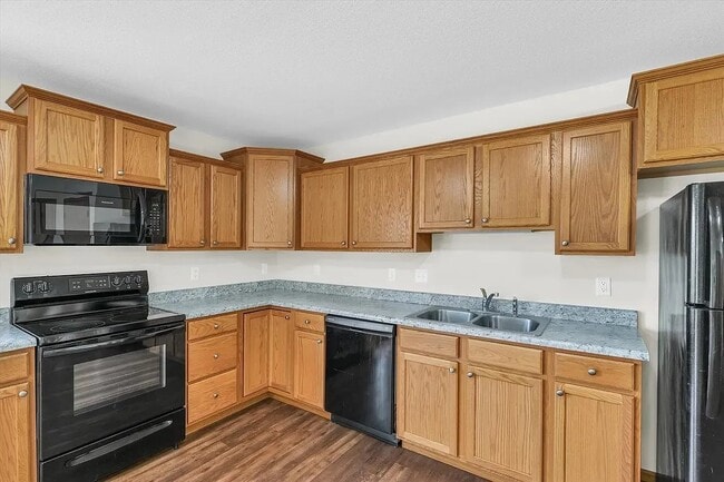 Photo - 1509 Stonebluff Ct