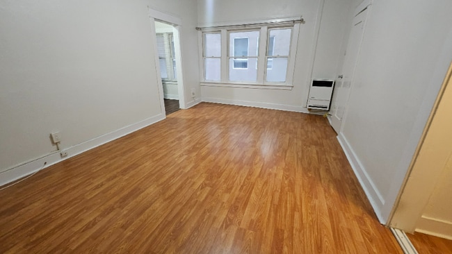 Photo - 1026 Ingraham St Unit 202