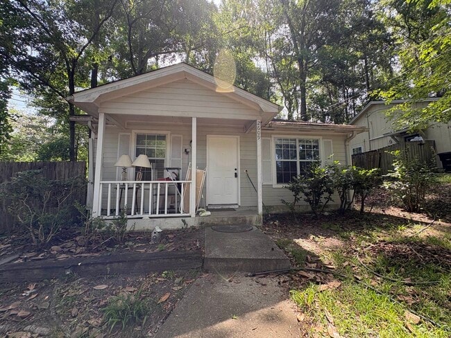 Photo - 2609 Eddie Rd
