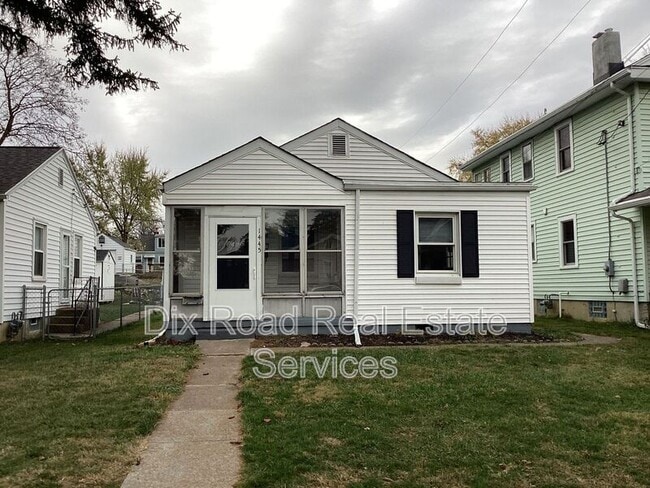 Building Photo - 1445 Southlyn Dr