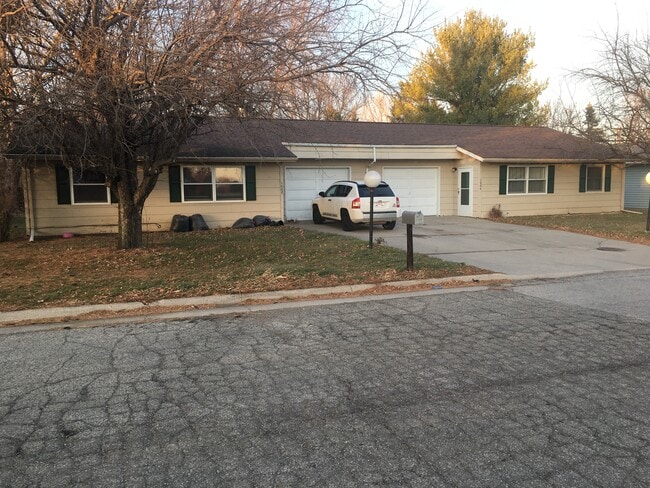 Photo - 1002 Graceland Ave