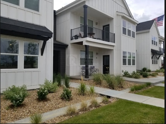 Building Photo - 2296 Setting Sun Dr Unit 7