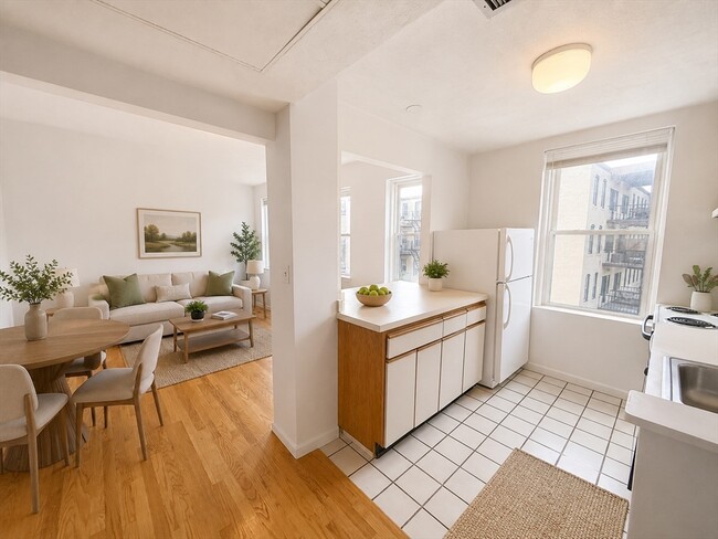 Photo - 1423 Commonwealth Ave Unit 303
