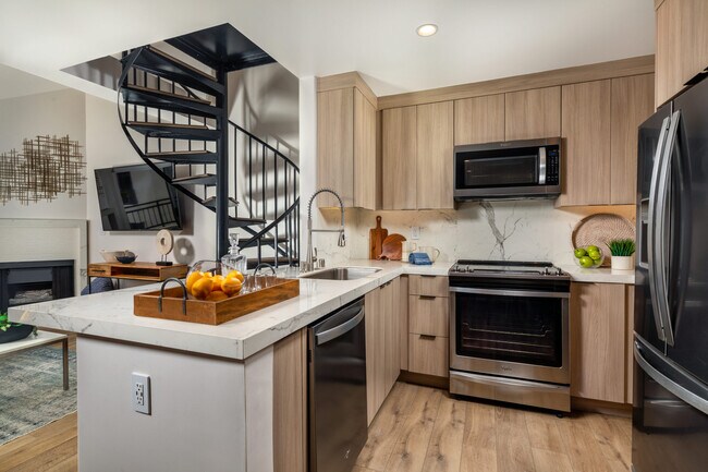 Residences on Third Street Promenade