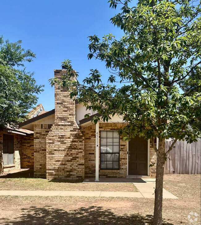 Building Photo - 4511 La Salle Cir Rental