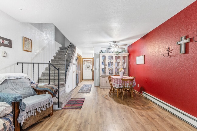 4039 Cambridge Dr