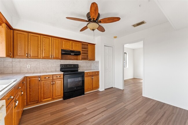 Photo - 9723 Cedar Bluff Dr