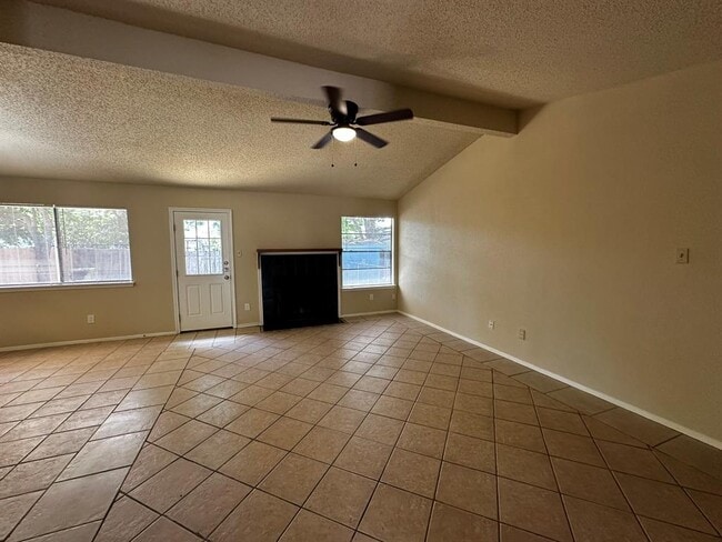 Photo - 12207 Shropshire Blvd
