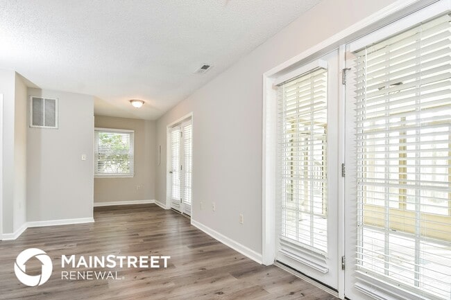 Photo - 138 Arcaro Dr