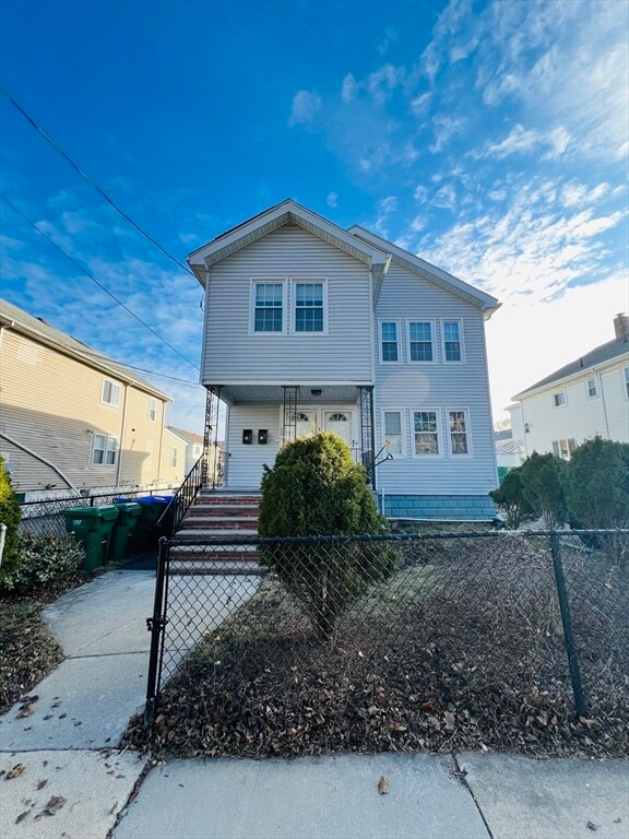 Building Photo - 32 6th St Unit 2