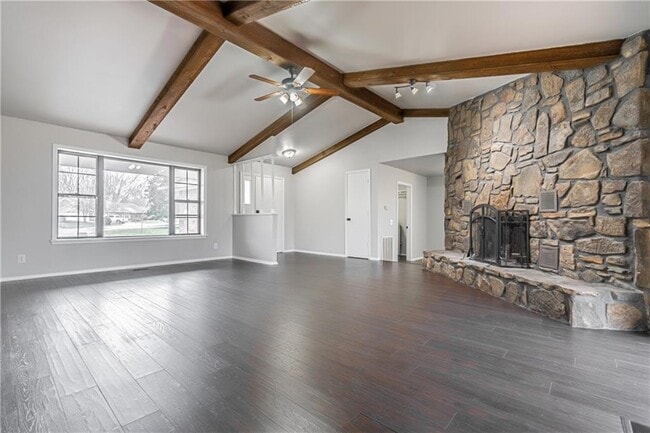 Photo - 601 N Valley W Dr