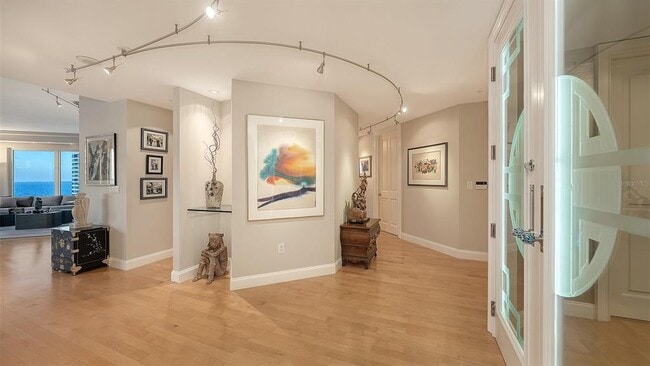 Photo - 35 Watergate Dr Unidad 1005