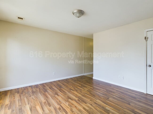Photo - 19032 E Swope Trail