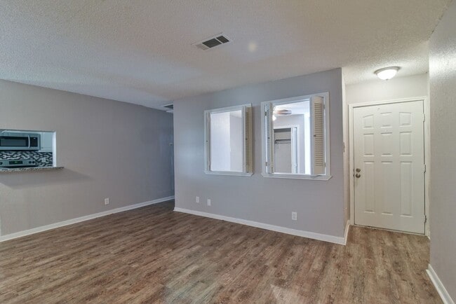 Photo - Affordable 2 bedroom in North Arlington House