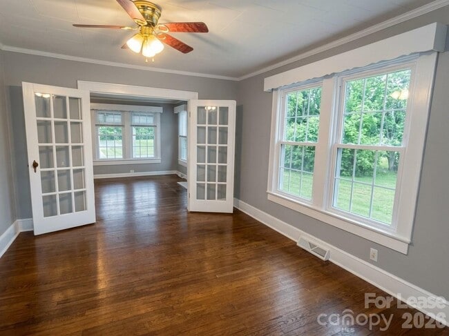 Photo - 28003 NC-73