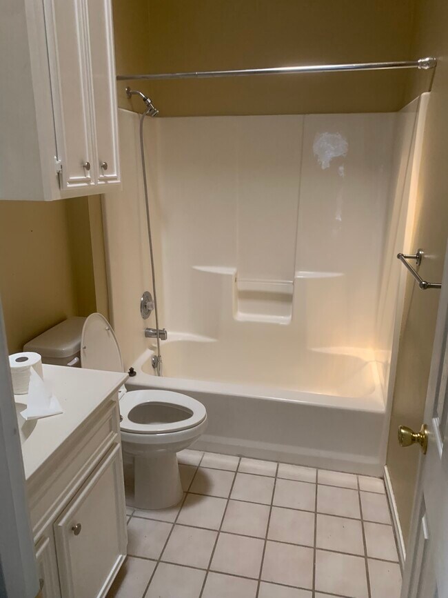 Photo - 5005 Lethaby Dr