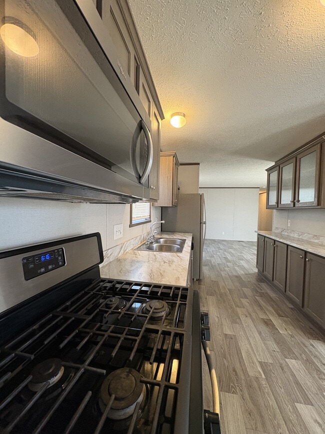 Photo - 315 Basket Branch