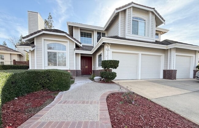 Building Photo - Ruby Hill 4 Bed plus Office / 3 bath, Exquisite Home in Gated Community, Amenities