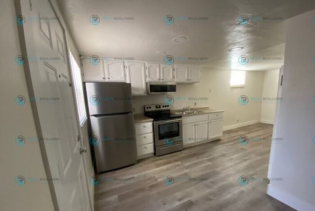 Photo - 1/2 Month Free! 1 Bedroom 1 Bath in Near Wells District/Midtown