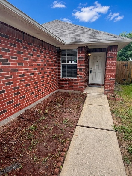 Photo - 1418 Carolina Grove Ln