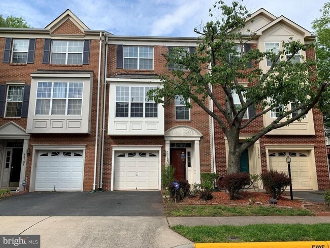 Photo - 46788 Sweet Birch Ter Townhome