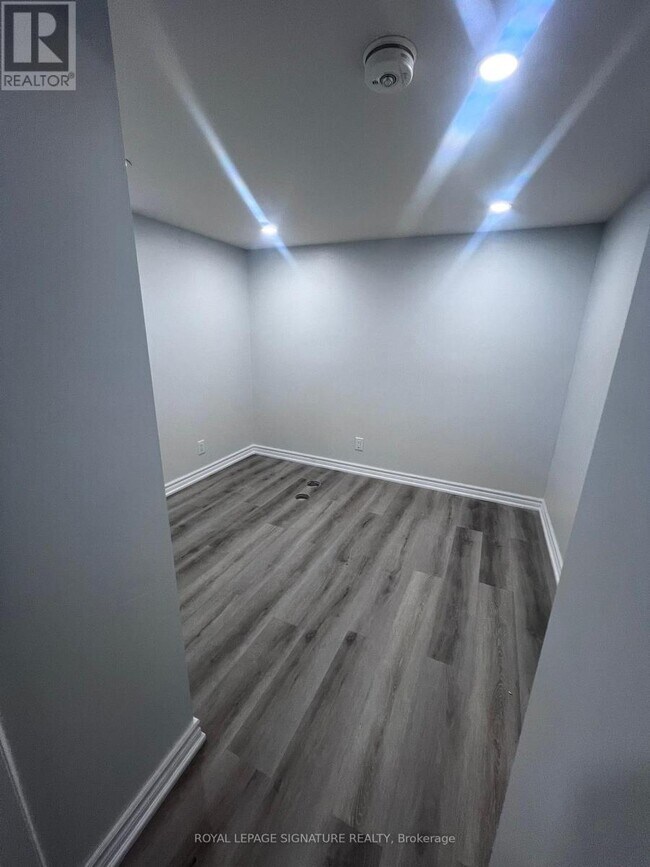 Photo - 999 Black Cherry Dr