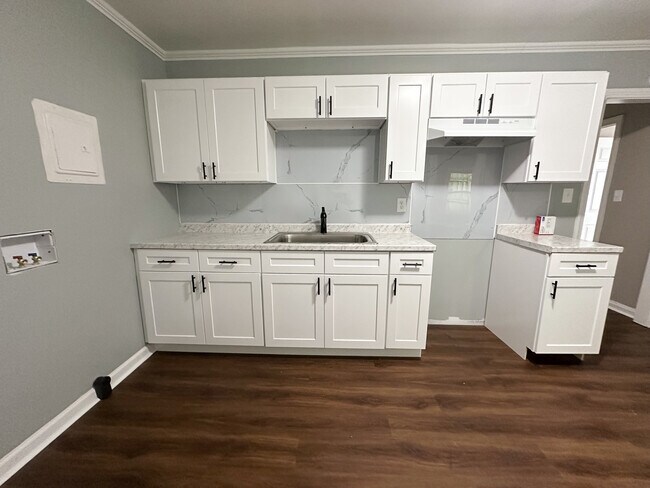2634 Old Steele Creek Rd