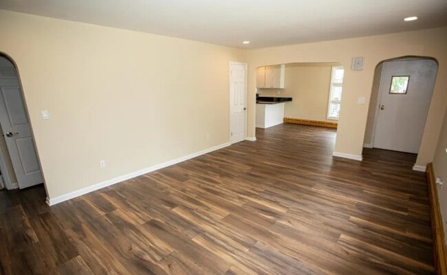 Photo - 326 Walnut St