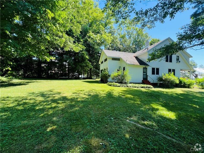 Building Photo - 3177 E Lake Rd Rental