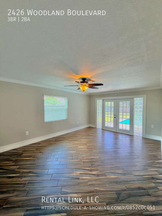 Photo - 2426 Woodland Blvd
