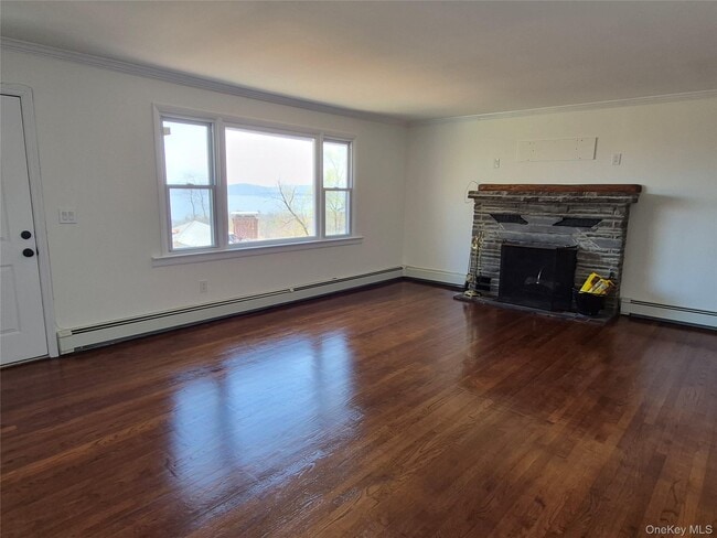 Photo - 27 Oakwood Dr