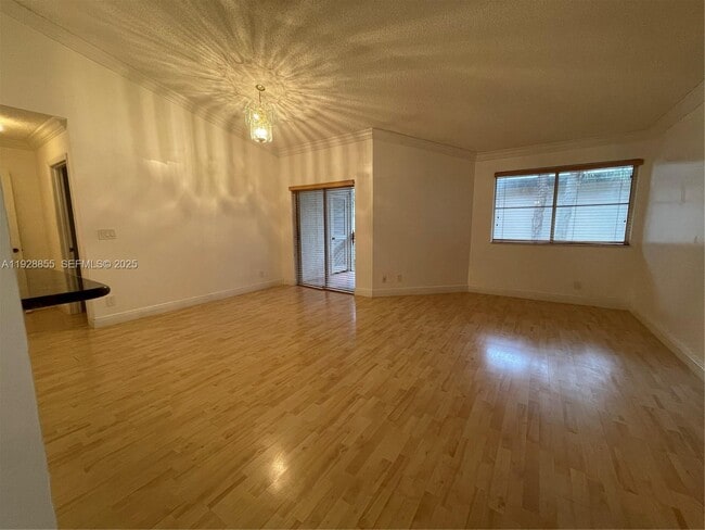 Photo - 9755 Westview Dr