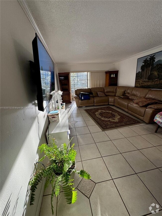 Building Photo - 10315 NW 9th St Cir Unit 105-14 Rental