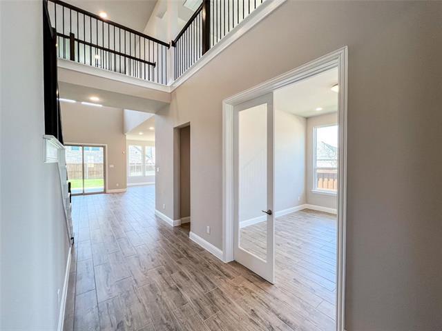 Photo - 2201 Essex Ct