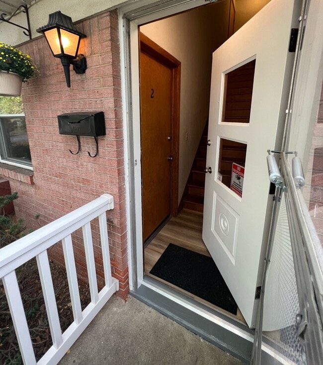 Photo - 5749 E Rowland Rd Unidad 2